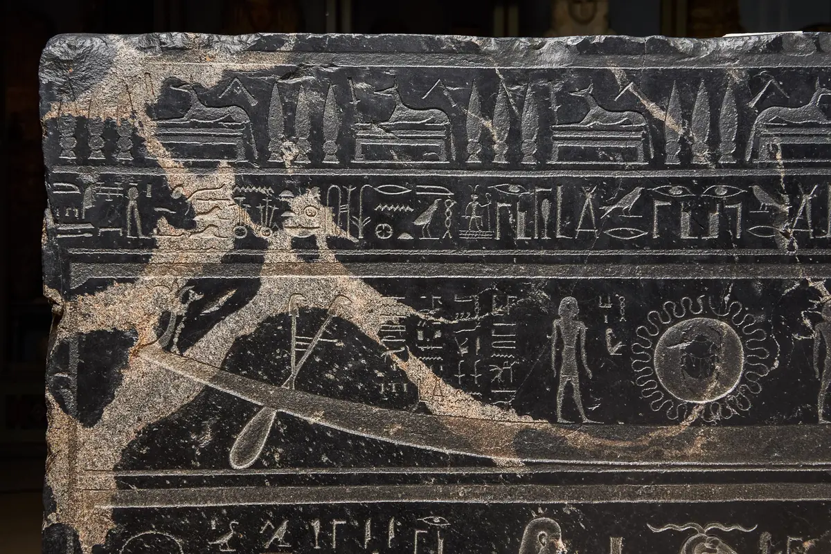 Sarkophag des Priesters Nes-schu-tefnut
