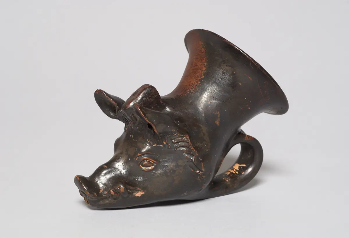 Rhyton mit Eberkopf