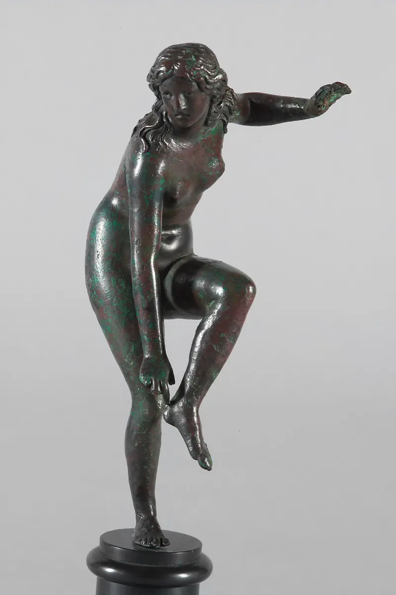 Sandalenlösende Venus