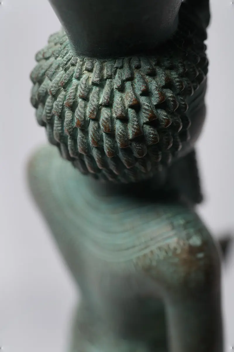 Schreitender Gott Neferhotep