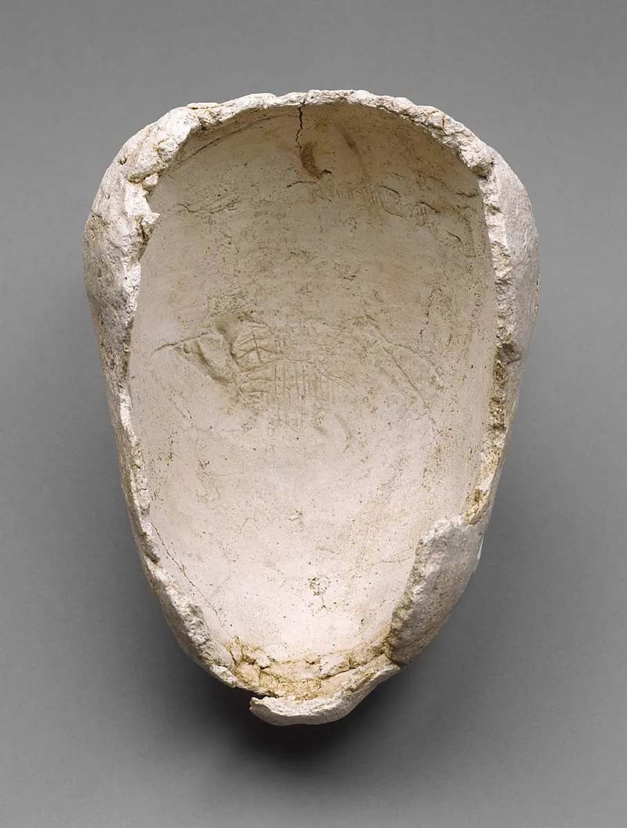 Stucküberzug von menschlichem Schädel und Fragmente der Körperhülle