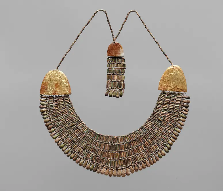 Decorative collar