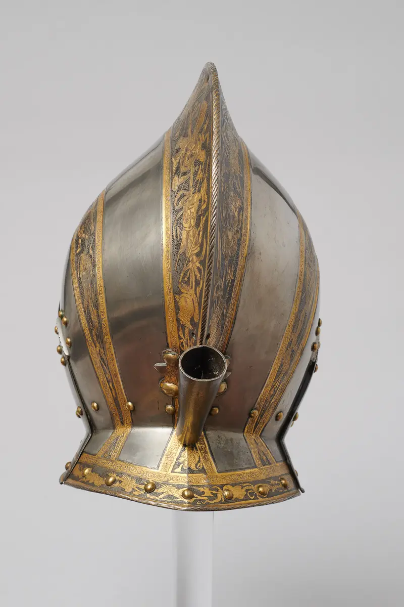Sturmhaube der Trophäengarnitur