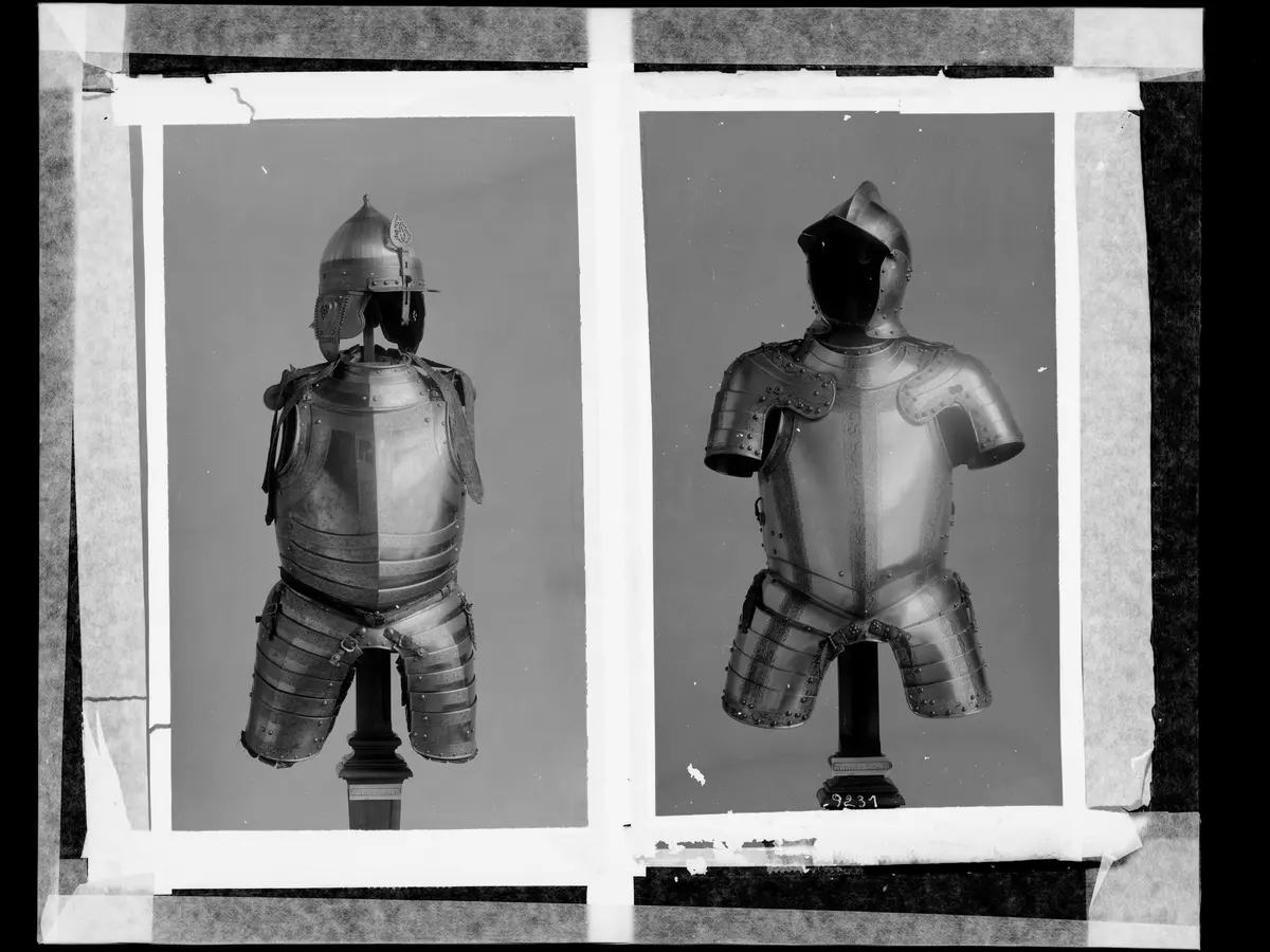 Halbharnisch; Sturmhaube; Halber Feldharnisch