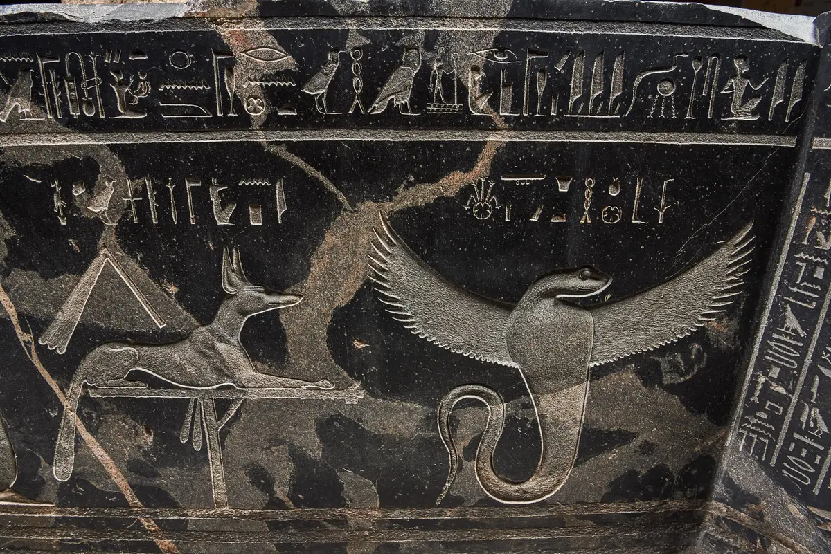 Sarkophag des Priesters Nes-schu-tefnut