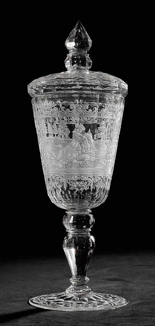 Deckelpokal mit zwei Jagdszenen
