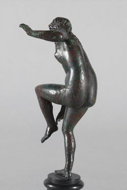 Sandalenlösende Venus