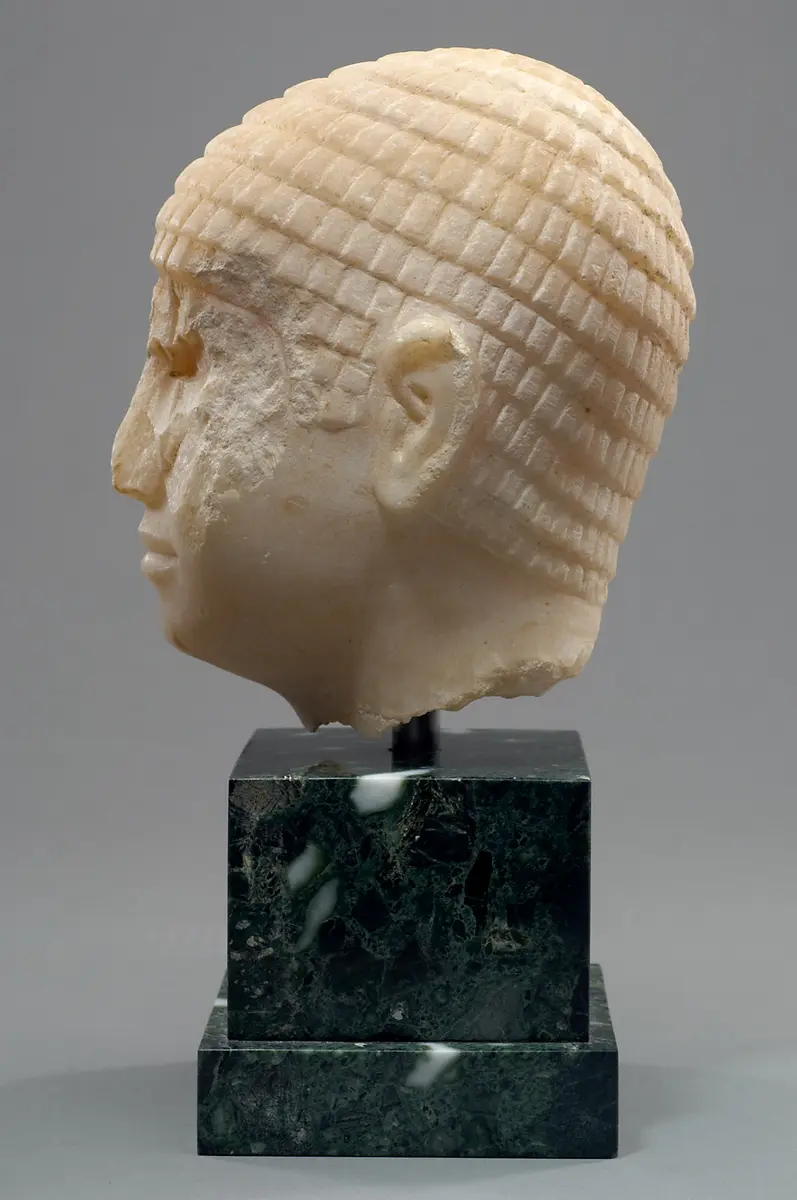 Kopf einer Statue des Ba-ba-ef
