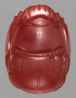 Muttersau mit drei Ferkeln