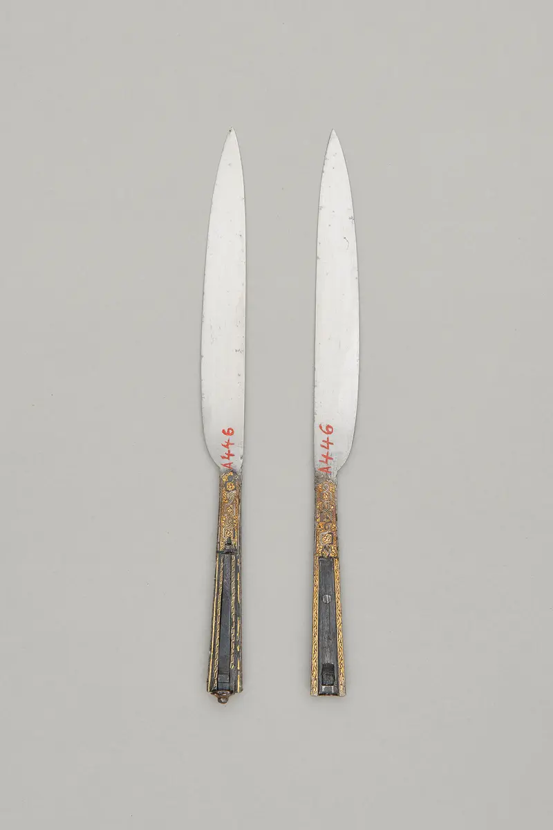 Ein Paar Messer