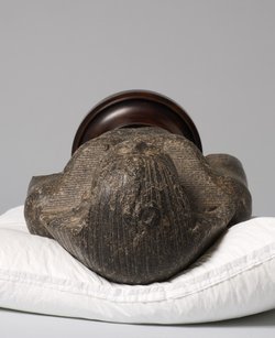 Oberteil einer Königsstatue (Sesostris II.?)