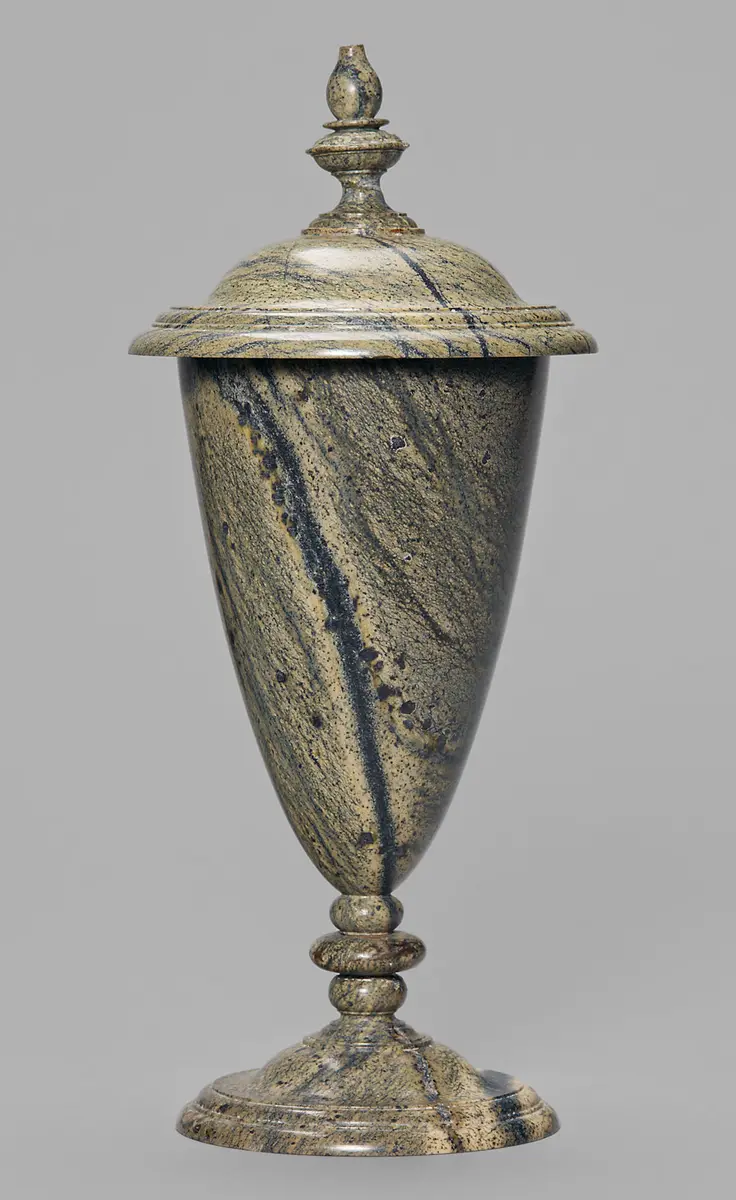 Deckelpokal