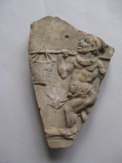 Fragment einer Nillandschaft: Korbträger