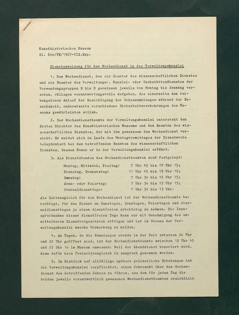 Dienstanweisungen für Postenaufseher, Portiere, die Telephonzentrale, Oberaufseher, Nachtportiere und Nachtaufseher, für den Wochendienst der Beamten und der Verwaltungskanzlei