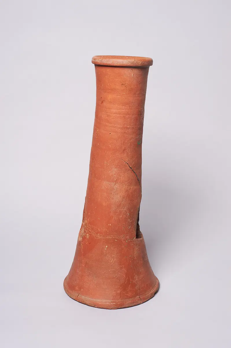 Gefäß- bzw. Opfertischständer