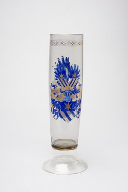 Stangenglas mit Wappen der Familien Unterholzer und Fürleger