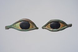 Linkes Auge von einem Sarg
