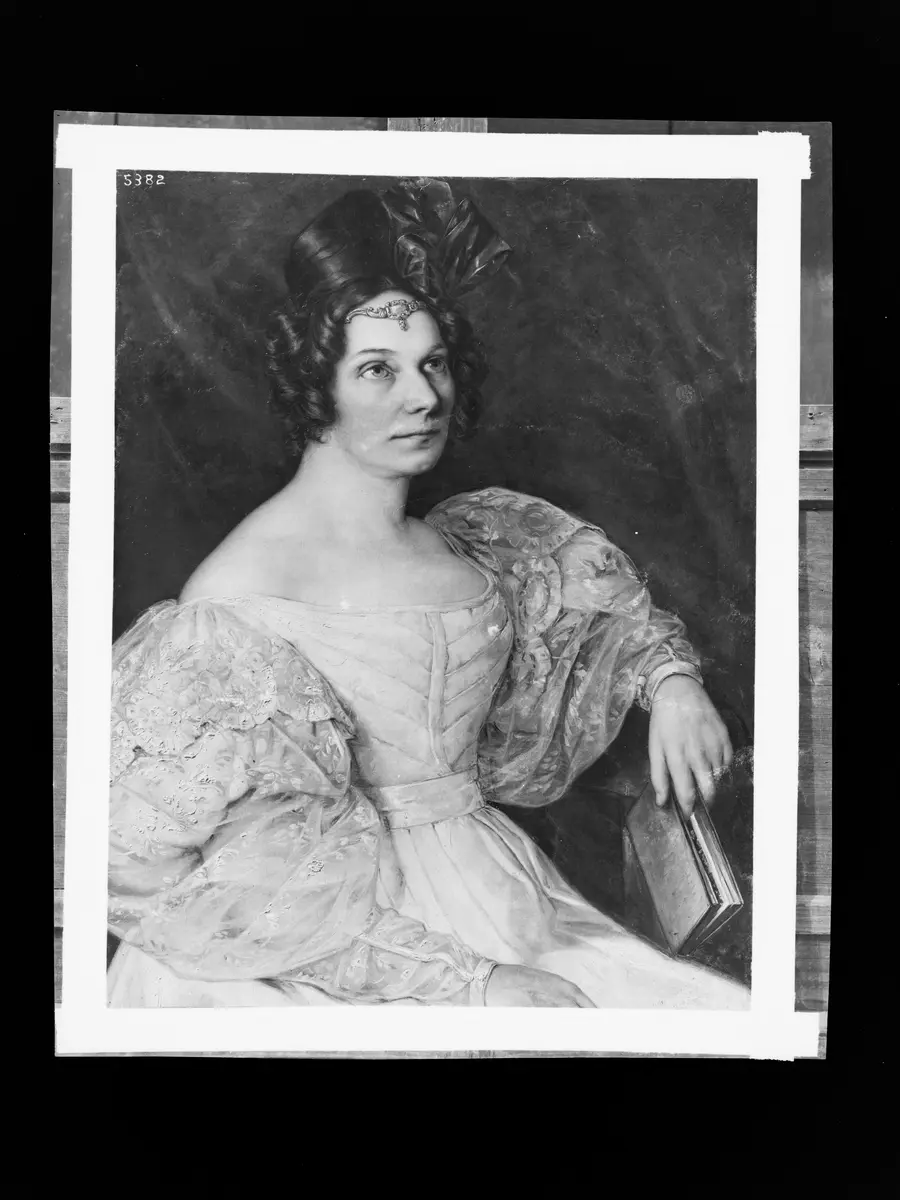 Porträt Sophie Schröder