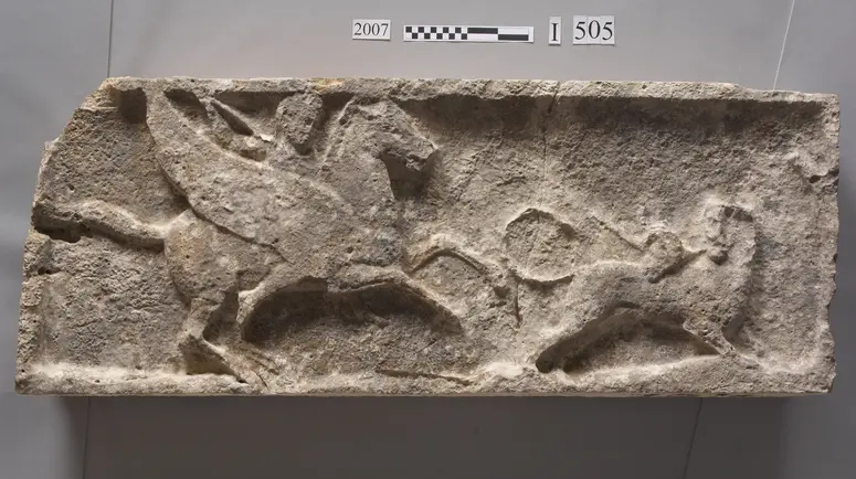Bellerophon, Süd/Innen/Ost A9