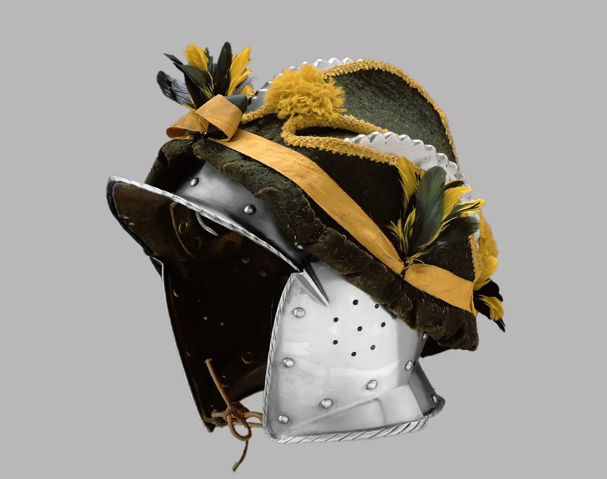 Dreikammige Sturmhaube