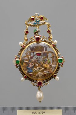Schmuckanhänger mit der Anbetung der Hirten und Mariae Verkündigung