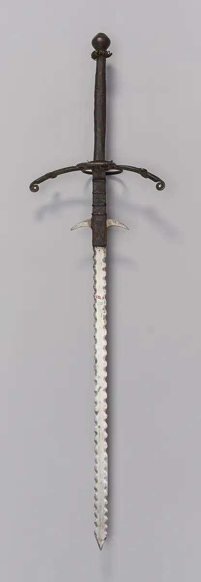 Bihänder mit geflammter Klinge (Flamberg)