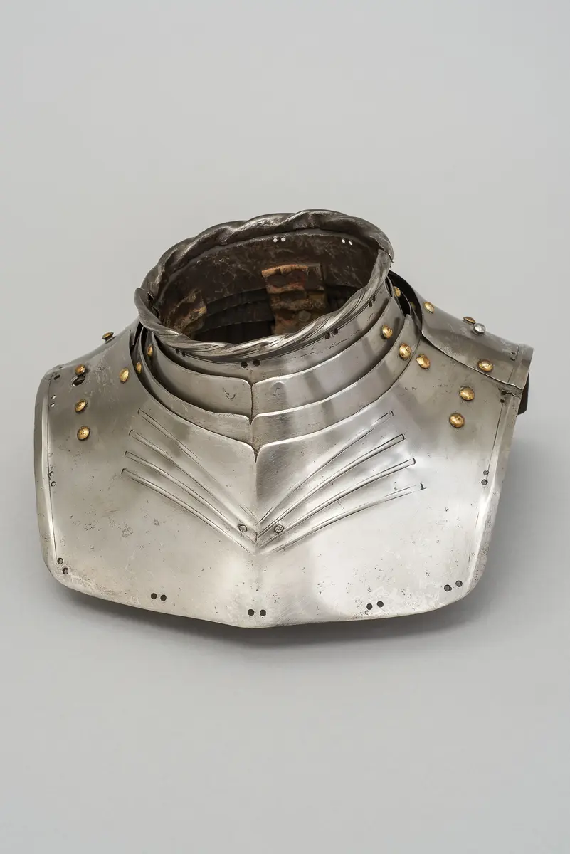 Kragen eines Riefelharnischs
