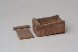 Kästchen mit Schiebedeckel