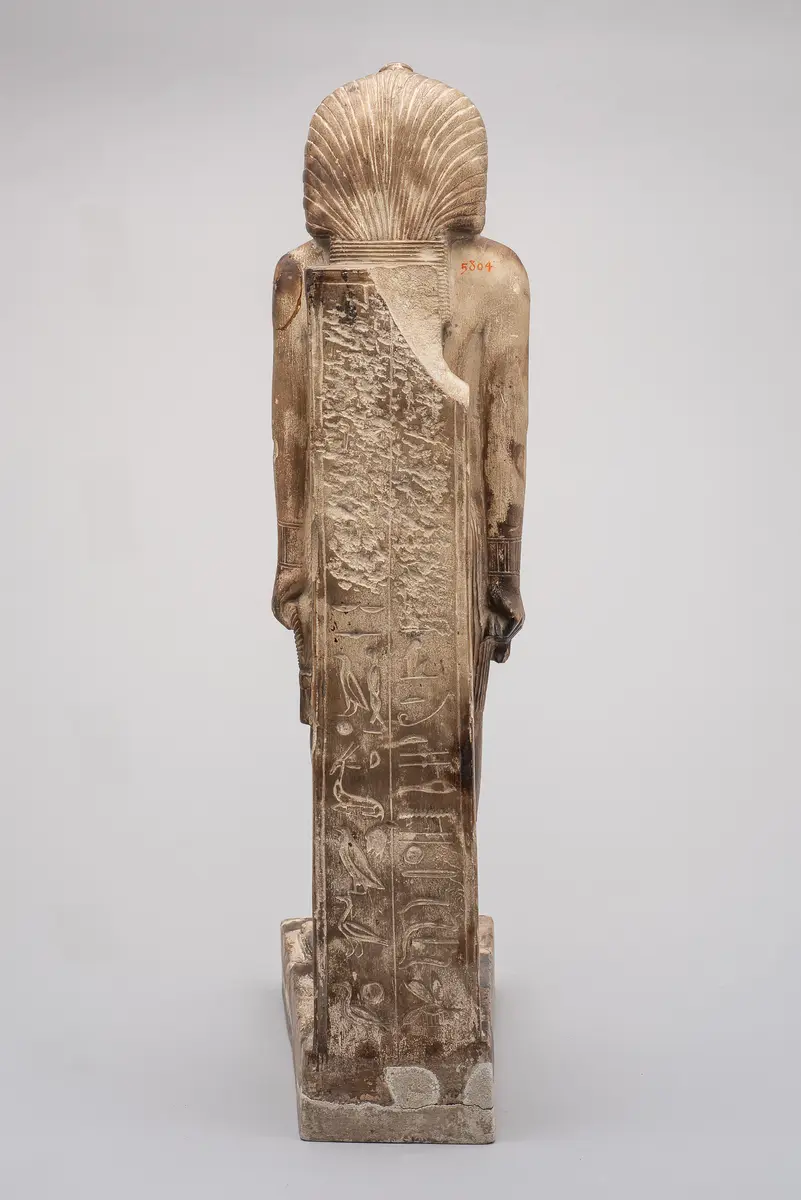 Statue eines schreitenden Königs