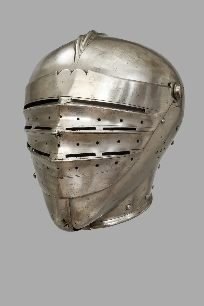 Geschlossener Visierhelm (Armet)