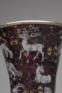 Deckelbecher