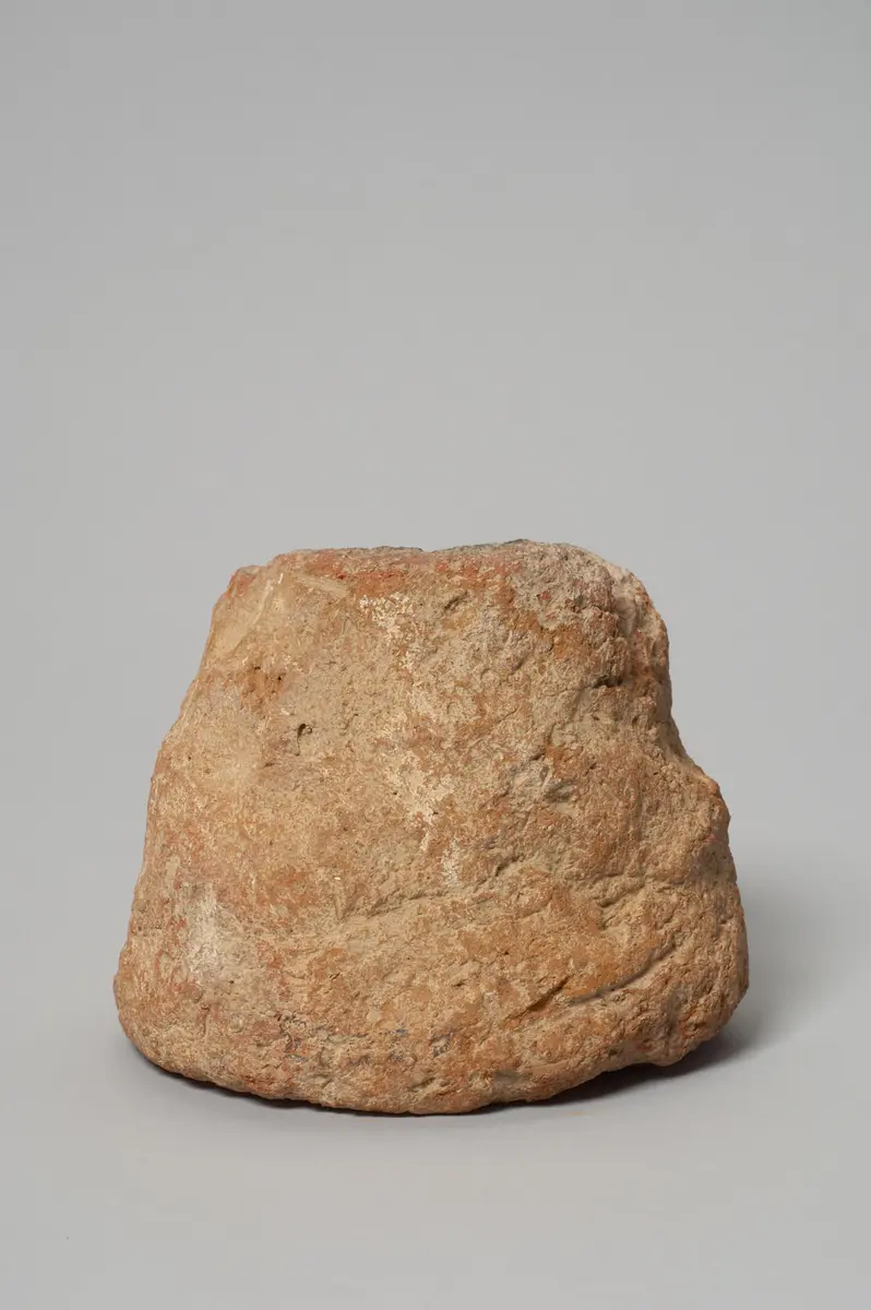 Fragmentierter Grabkegel des Scheschenk