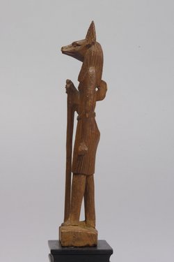 Schreitender Gott Anubis