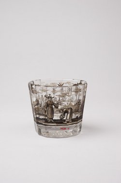 Kleiner Becher mit Chinoiserien