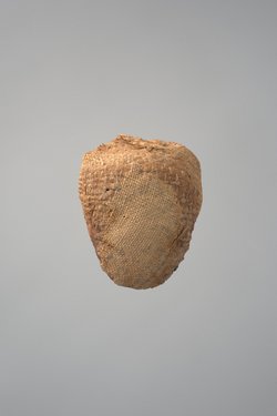 Leinenwicklung in Form eines menschlichen Herzens