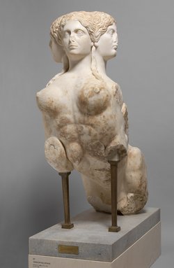 Vierköpfige Sphinx