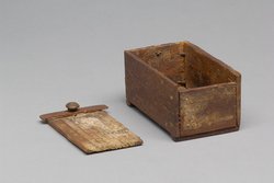 Kästchen mit Schiebedeckel