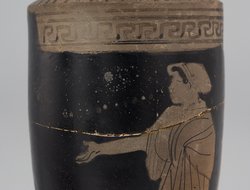 Stehende Frau