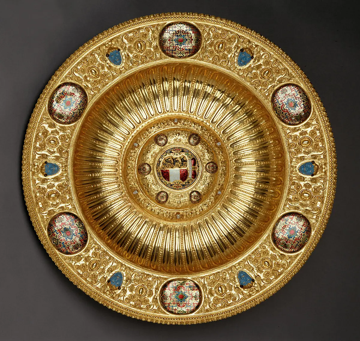 Taufschüssel der Taufgarnitur
