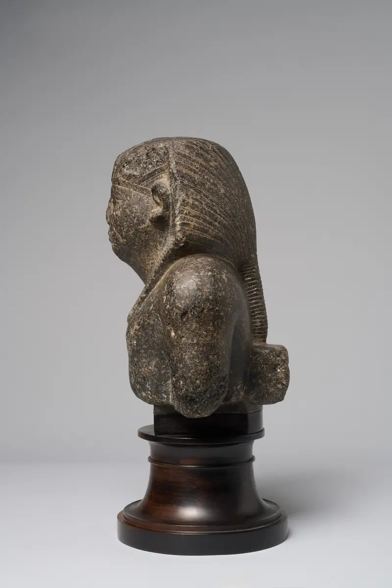 Oberteil einer Königsstatue (Sesostris II.?)