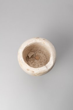 Kanope mit Deckel in Form eines Menschenkopfes