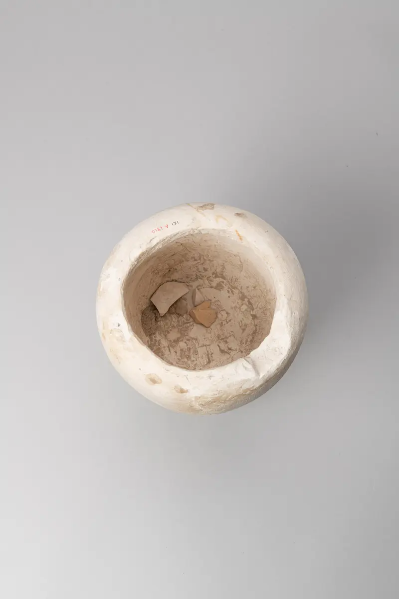 Kanope mit Deckel in Form eines Menschenkopfes