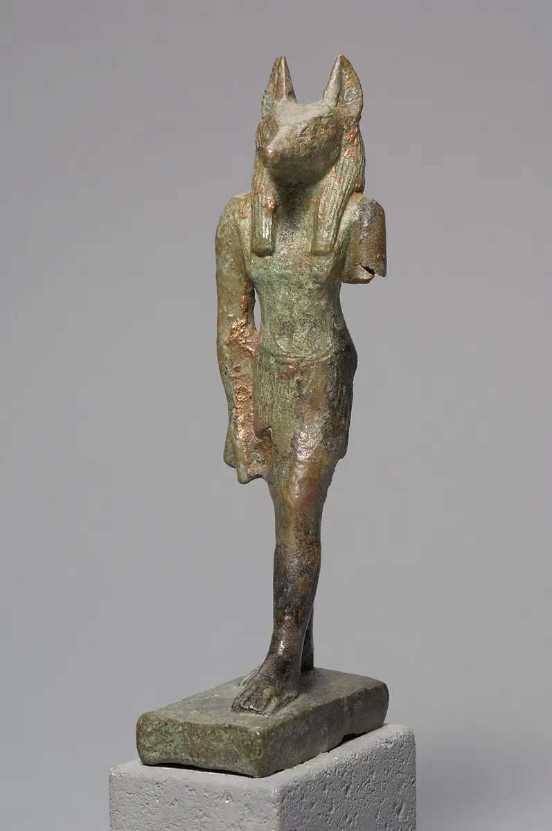 Gott Anubis, schreitend