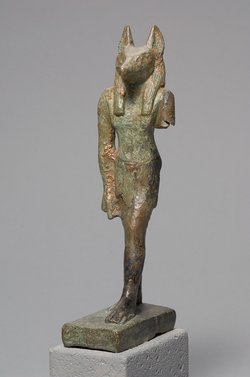 Gott Anubis, schreitend