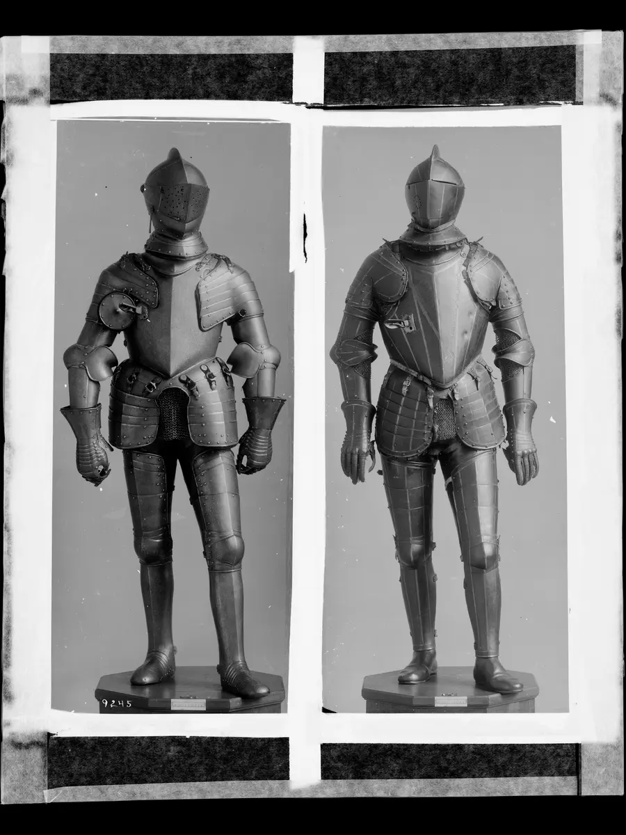 Ganzer Prunkharnisch; Harnisch