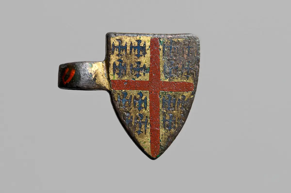 Falkenmarke mit dem Wappen der Familie Montmorency