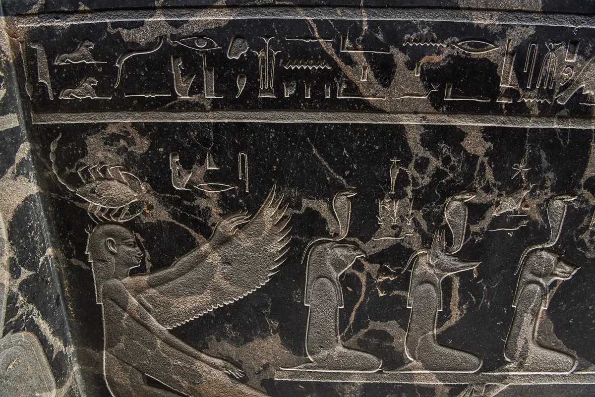 Sarkophag des Priesters Nes-schu-tefnut