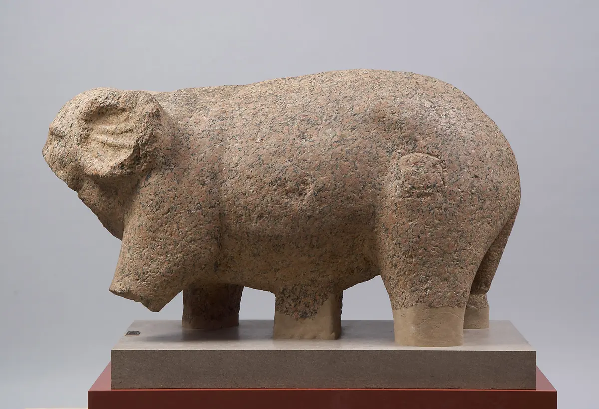 Statue of an elephant
