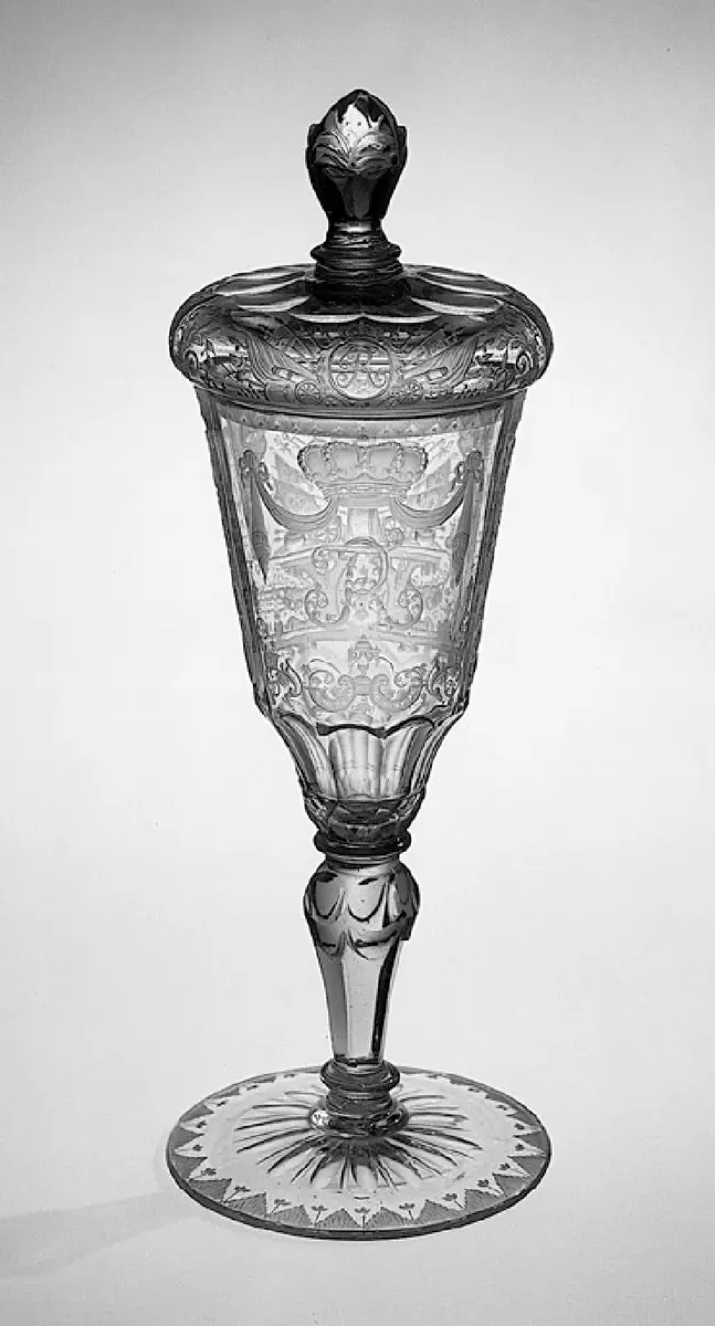Deckelpokal mit Portrait Friedrichs II. von Preußen und bekröntem Monogramm 
