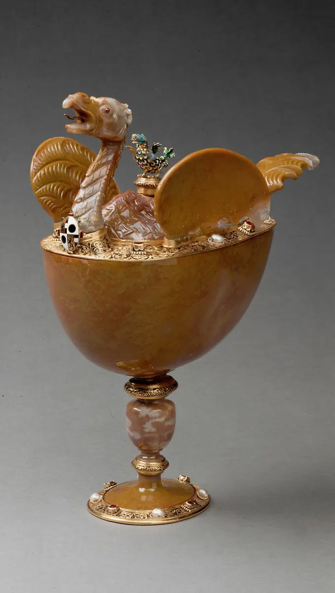 Deckelgefäß in Form eines Drachen